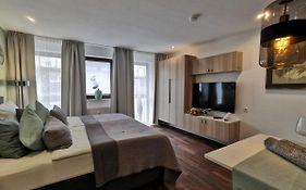 RhePi-Apartment